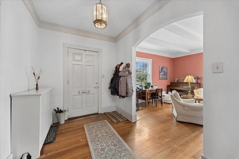 Tiny photo for 426 N Scoville Avenue, Oak Park, IL 60302 (MLS # 12575932)