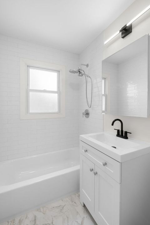 Tiny photo for 6207 W Eastwood Avenue, Chicago, IL 60630 (MLS # 12635900)