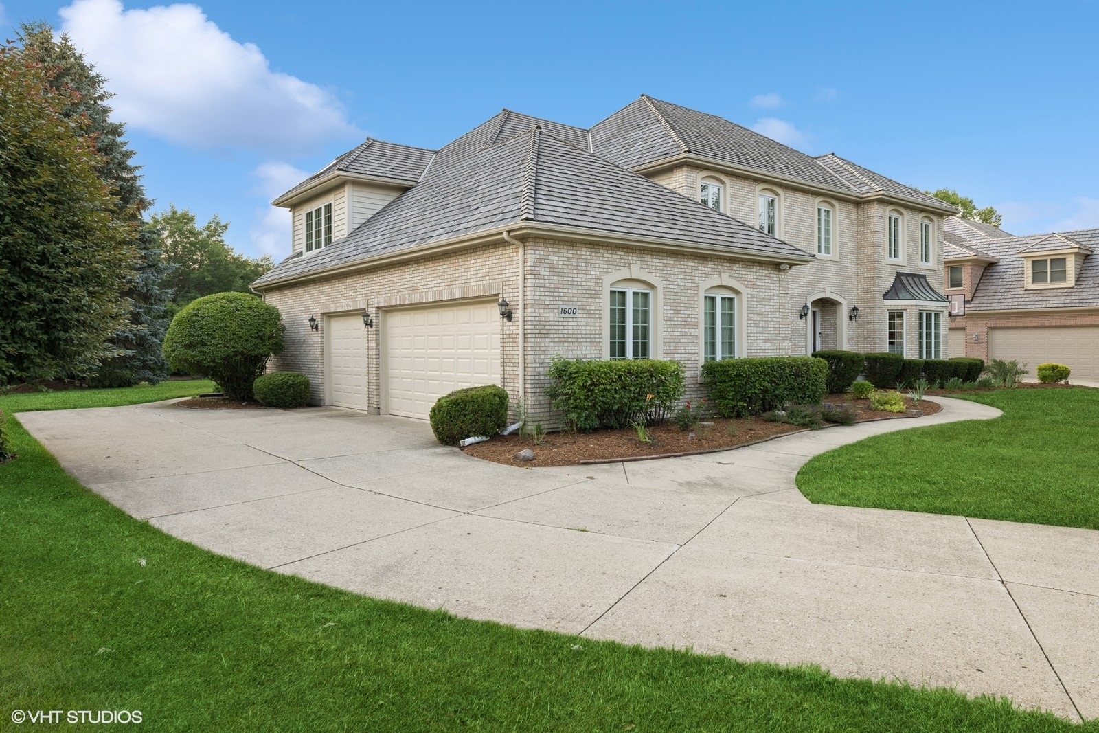 1600 Elderberry Drive