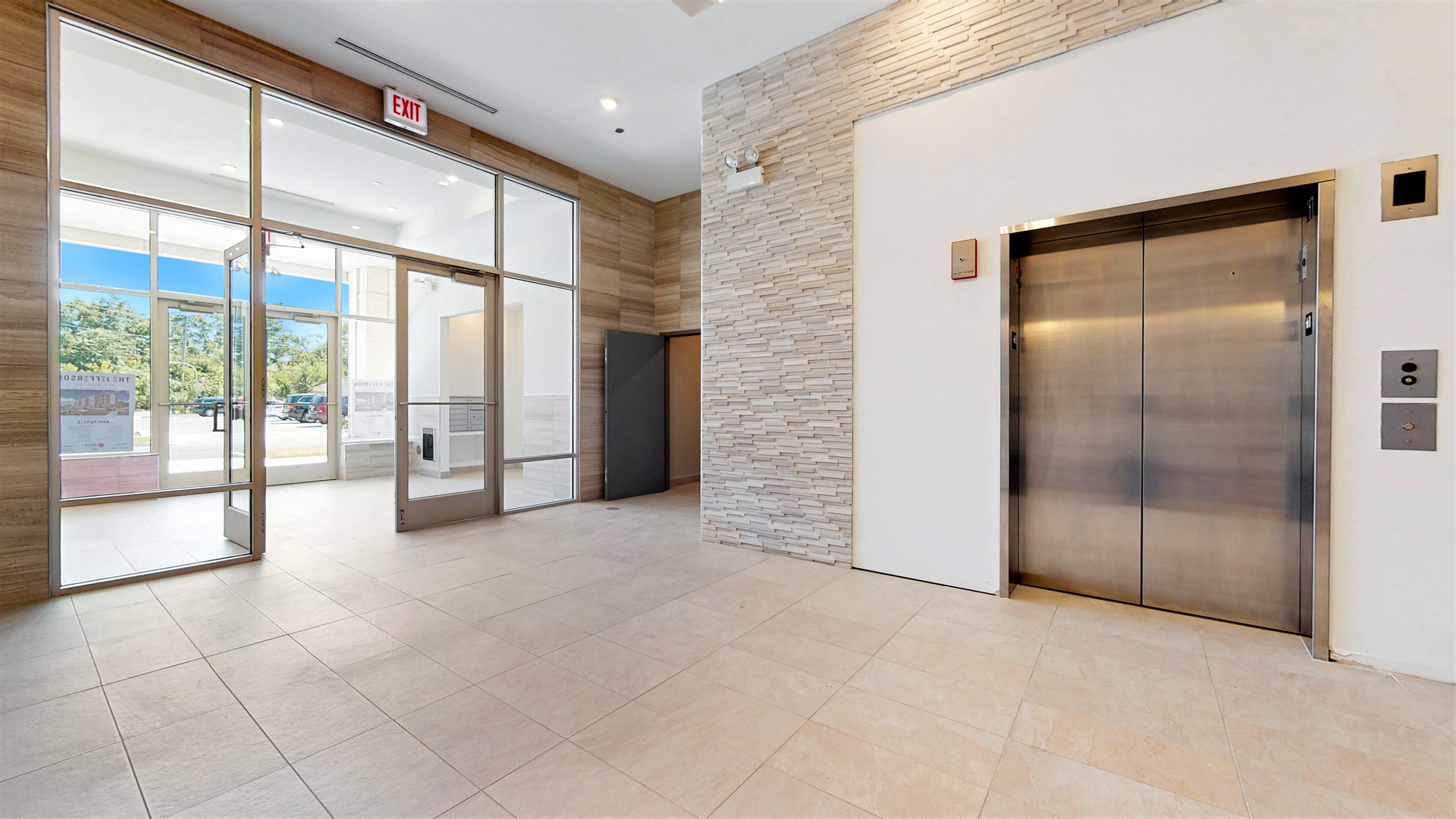 4758 N Laramie Avenue 406