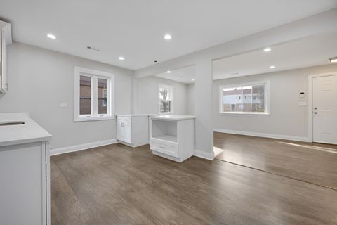 Tiny photo for 16145 Honore Avenue, Markham, IL 60428 (MLS # 12582292)