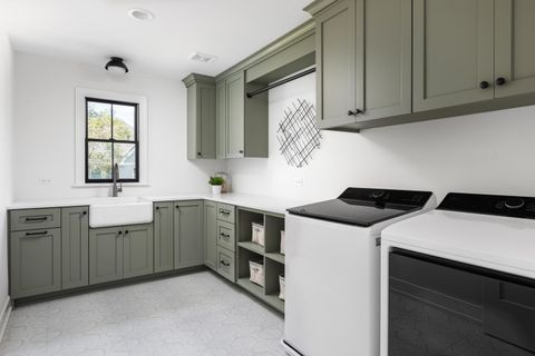 Tiny photo for 707 Thornwood Drive, Naperville, IL 60540 (MLS # 12610602)