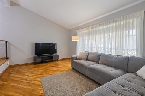 Tiny photo for 2624 N Prindle Avenue, Arlington Heights, IL 60004 (MLS # 12471416)