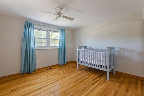 Tiny photo for 2624 N Prindle Avenue, Arlington Heights, IL 60004 (MLS # 12471416)