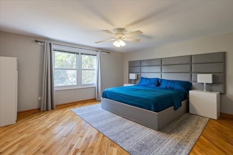 Tiny photo for 2624 N Prindle Avenue, Arlington Heights, IL 60004 (MLS # 12471416)