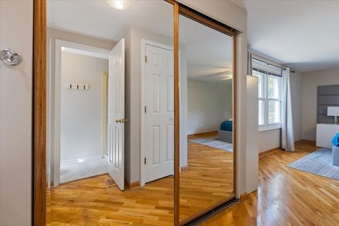 Tiny photo for 2624 N Prindle Avenue, Arlington Heights, IL 60004 (MLS # 12471416)