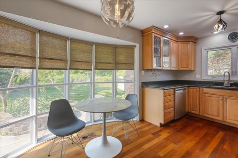 Tiny photo for 2624 N Prindle Avenue, Arlington Heights, IL 60004 (MLS # 12471416)