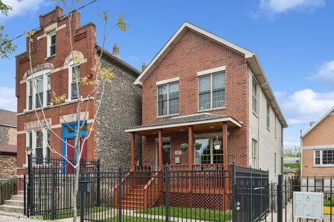 837 W 34TH Place Chicago IL 60608