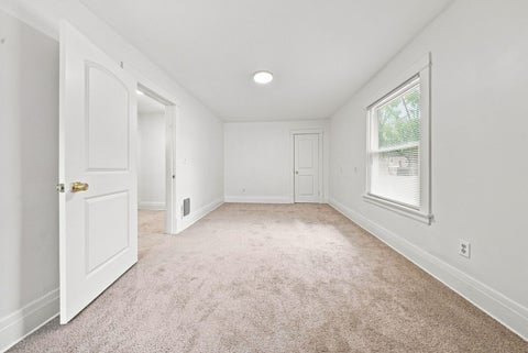 Tiny photo for 387 S Evergreen Avenue, Kankakee, IL 60901 (MLS # 12733800)