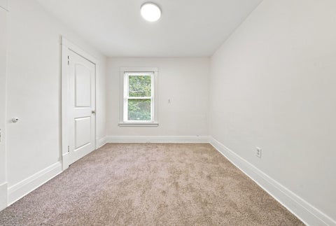 Tiny photo for 387 S Evergreen Avenue, Kankakee, IL 60901 (MLS # 12733800)