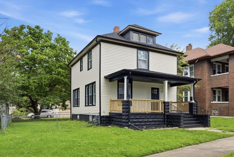 Tiny photo for 387 S Evergreen Avenue, Kankakee, IL 60901 (MLS # 12733800)
