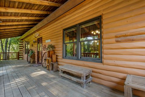 Tiny photo for 707 Quinn Road, McHenry, IL 60051 (MLS # 12489284)