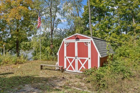 Tiny photo for 707 Quinn Road, McHenry, IL 60051 (MLS # 12489284)