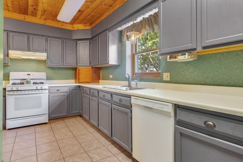 Tiny photo for 707 Quinn Road, McHenry, IL 60051 (MLS # 12489284)