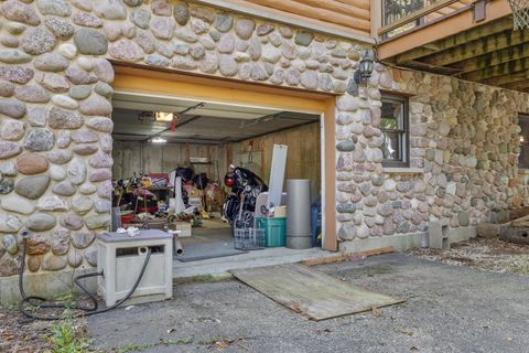 Tiny photo for 707 Quinn Road, McHenry, IL 60051 (MLS # 12489284)