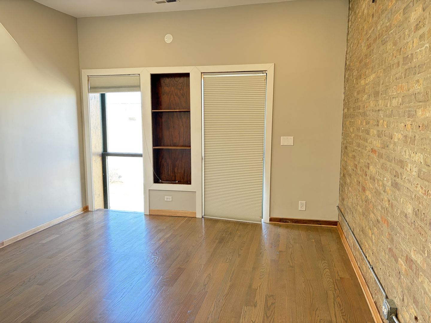 2727 S Archer Avenue 2