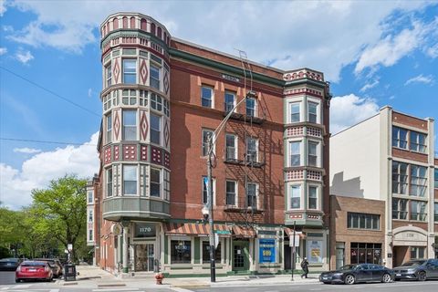 Photo of 1170 W Armitage Avenue #3W, Chicago, IL 60614 (MLS # 12637627)