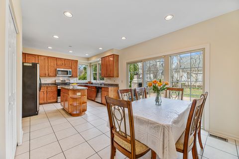 Tiny photo for 751 Williams Way, Vernon Hills, IL 60061 (MLS # 12611551)