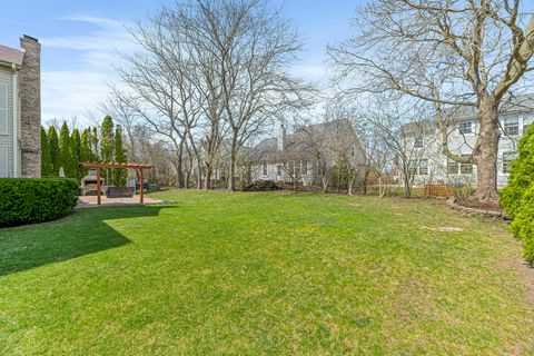 Tiny photo for 751 Williams Way, Vernon Hills, IL 60061 (MLS # 12611551)
