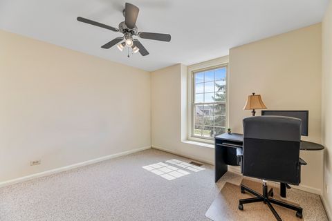 Tiny photo for 751 Williams Way, Vernon Hills, IL 60061 (MLS # 12611551)