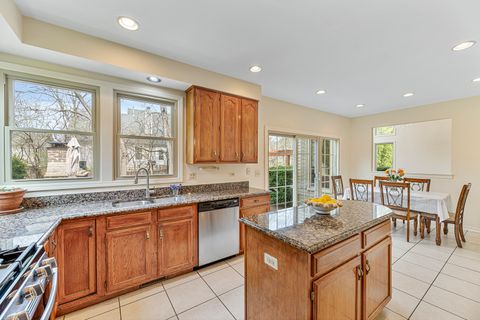 Tiny photo for 751 Williams Way, Vernon Hills, IL 60061 (MLS # 12611551)