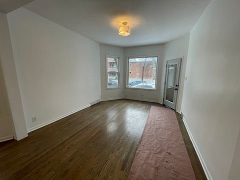 Tiny photo for 6065 N Hermitage Avenue, Chicago, IL 60660 (MLS # 12559438)