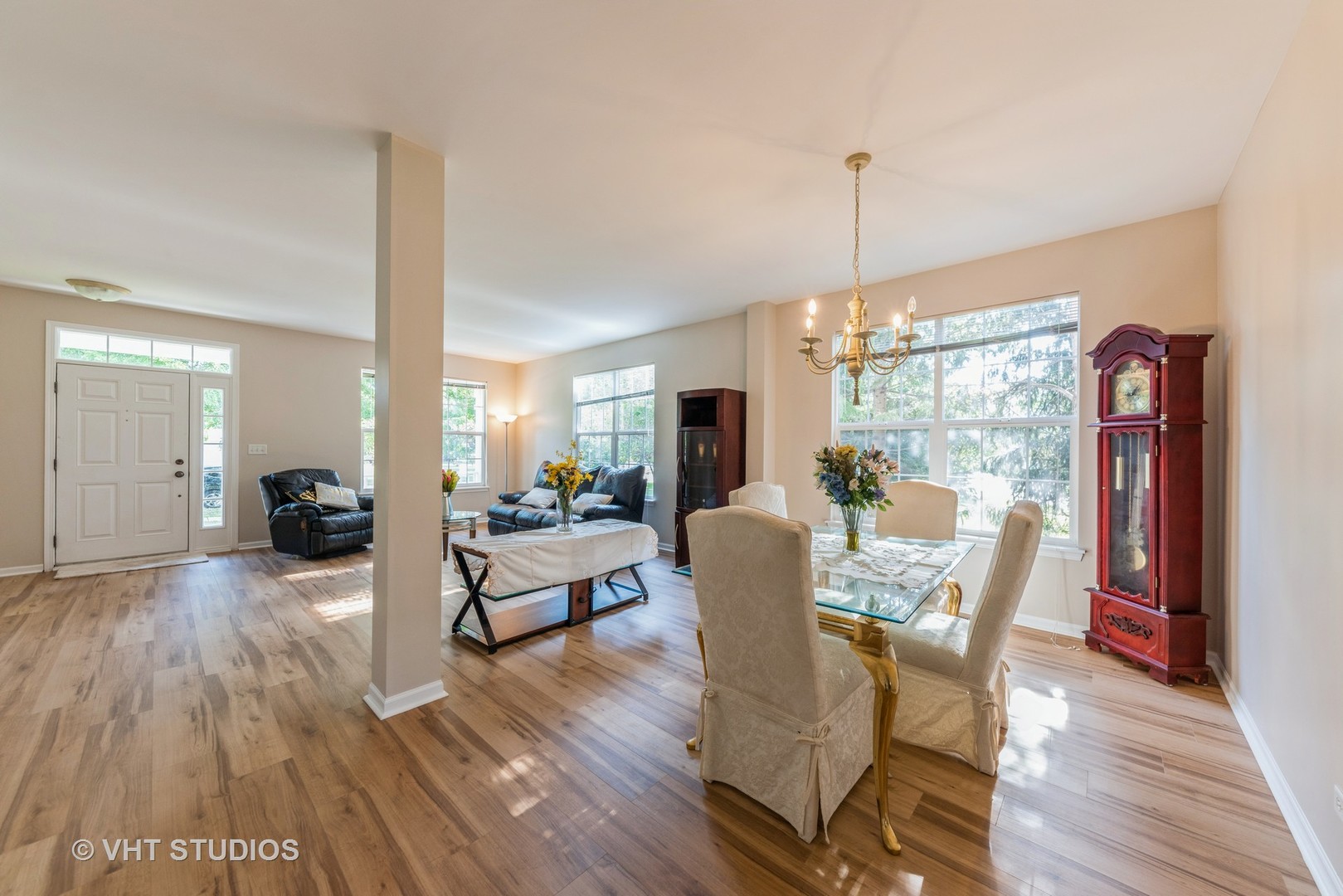 715 W Jonathan Drive