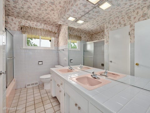 Tiny photo for 16W055 63rd Street, Willowbrook, IL 60527 (MLS # 12707587)