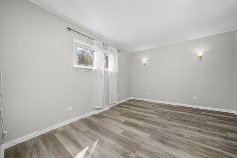 Tiny photo for 10156 W Beach Road, Beach Park, IL 60099 (MLS # 12485235)