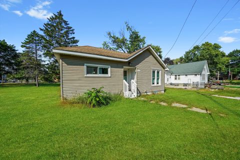 Tiny photo for 10156 W Beach Road, Beach Park, IL 60099 (MLS # 12485235)