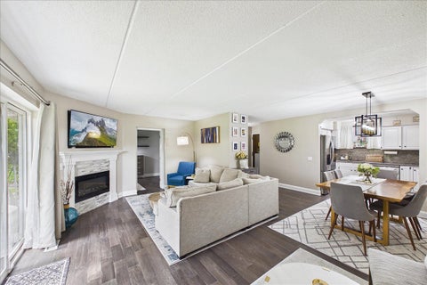 Tiny photo for 451 ELM Street #2F, Deerfield, IL 60015 (MLS # 12744339)
