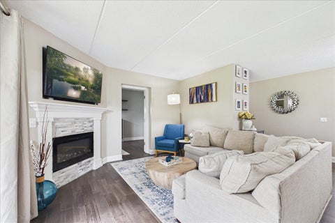 Tiny photo for 451 ELM Street #2F, Deerfield, IL 60015 (MLS # 12744339)