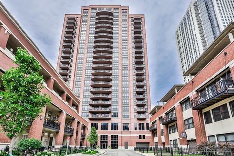 Photo of 330 N JEFFERSON Street #1607, Chicago, IL 60661 (MLS # 12606062)