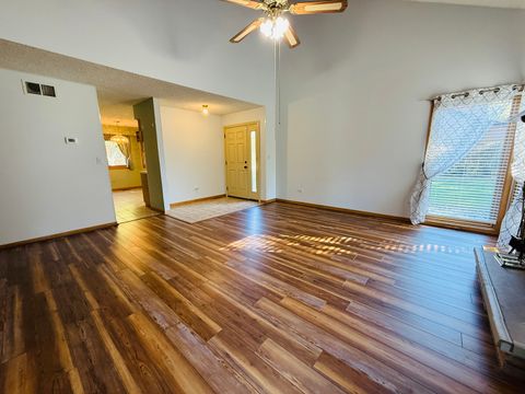 Tiny photo for 1209 Lakewood Drive #D, Morris, IL 60450 (MLS # 12505436)