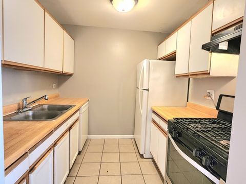 Tiny photo for 9950 S 84th Terrace #2l5, Palos Hills, IL 60465 (MLS # 12510450)