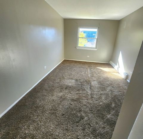 Tiny photo for 9950 S 84th Terrace #2l5, Palos Hills, IL 60465 (MLS # 12510450)