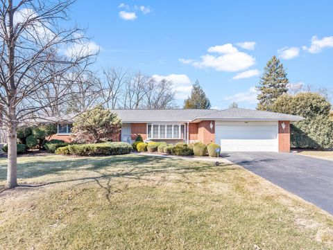 Photo of Willowbrook, IL 60527 (MLS # 12579986)