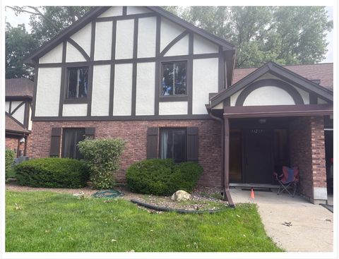 Tiny photo for 11211 Sycamore Lane #62D, Palos Hills, IL 60465 (MLS # 12685527)