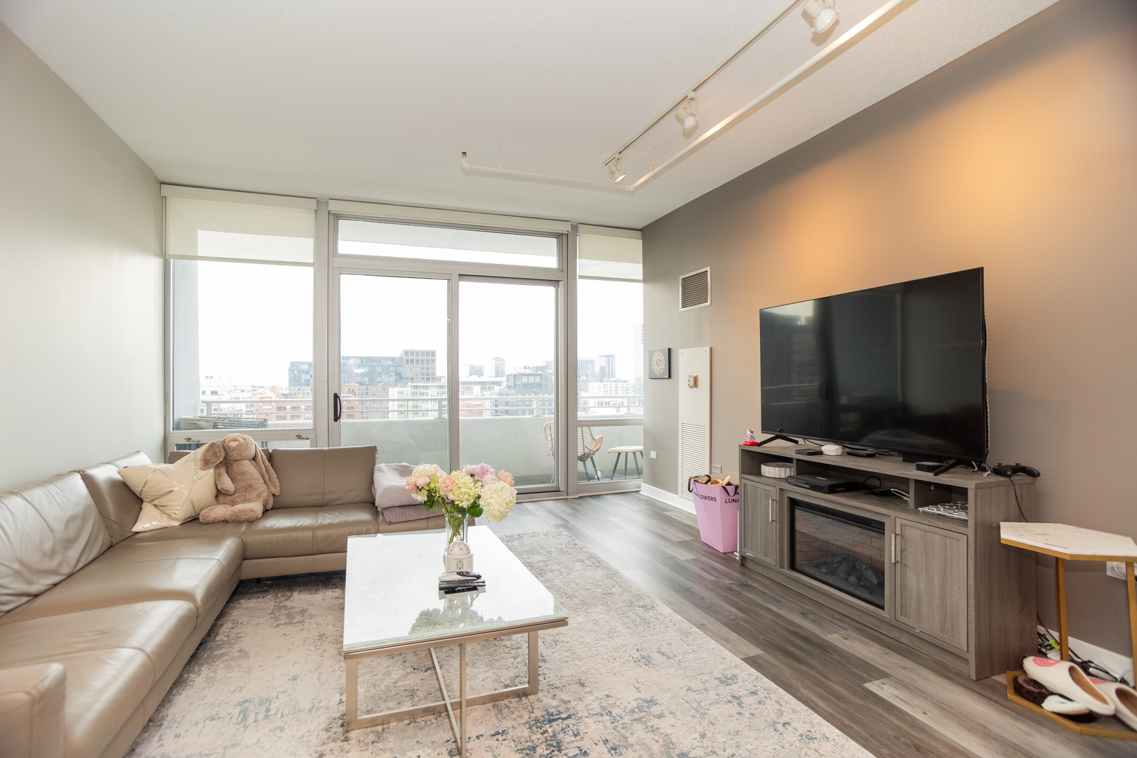 737 W Washington Boulevard 1109