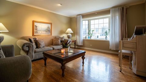 Tiny photo for 1346 Wessling Drive, Northbrook, IL 60062 (MLS # 12569037)