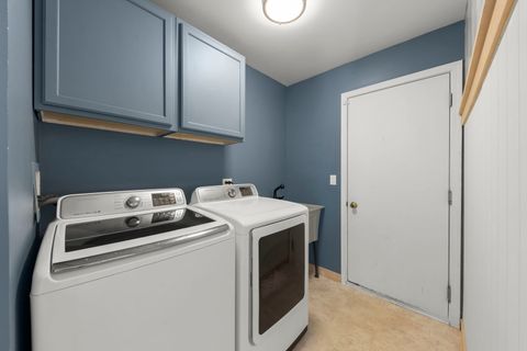 Tiny photo for 548 Larkspur Drive, Bolingbrook, IL 60440 (MLS # 12588264)