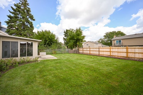 Tiny photo for 357 N Clarendon Avenue, Lombard, IL 60148 (MLS # 12744383)