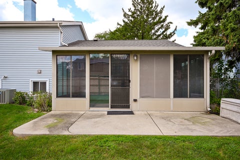 Tiny photo for 357 N Clarendon Avenue, Lombard, IL 60148 (MLS # 12744383)