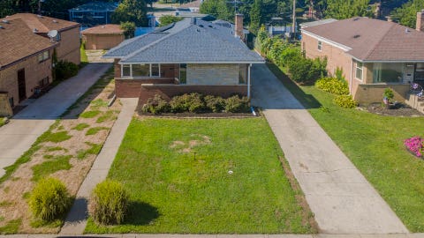 Tiny photo for 930 E 161st Place, South Holland, IL 60473 (MLS # 12713359)