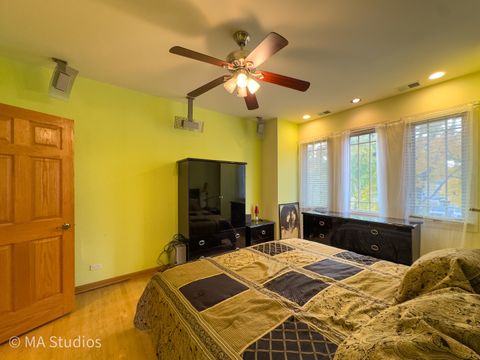 Tiny photo for 9237 Mason Avenue, Morton Grove, IL 60053 (MLS # 12517898)