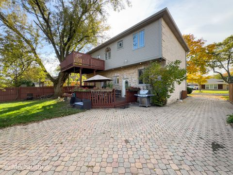 Tiny photo for 9237 Mason Avenue, Morton Grove, IL 60053 (MLS # 12517898)