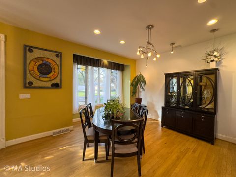 Tiny photo for 9237 Mason Avenue, Morton Grove, IL 60053 (MLS # 12517898)