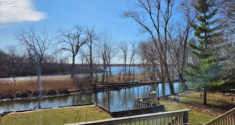 Tiny photo for 38871 N Lakeview Avenue, Antioch, IL 60002 (MLS # 12598542)