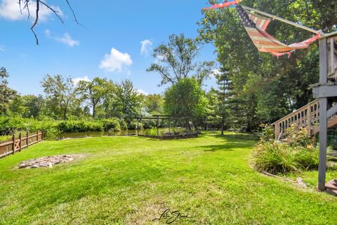 Tiny photo for 38871 N Lakeview Avenue, Antioch, IL 60002 (MLS # 12598542)