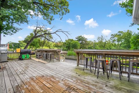 Tiny photo for 38871 N Lakeview Avenue, Antioch, IL 60002 (MLS # 12598542)